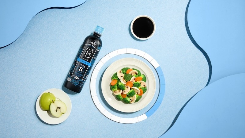 六月鲜•轻 8克轻盐原汁酱油